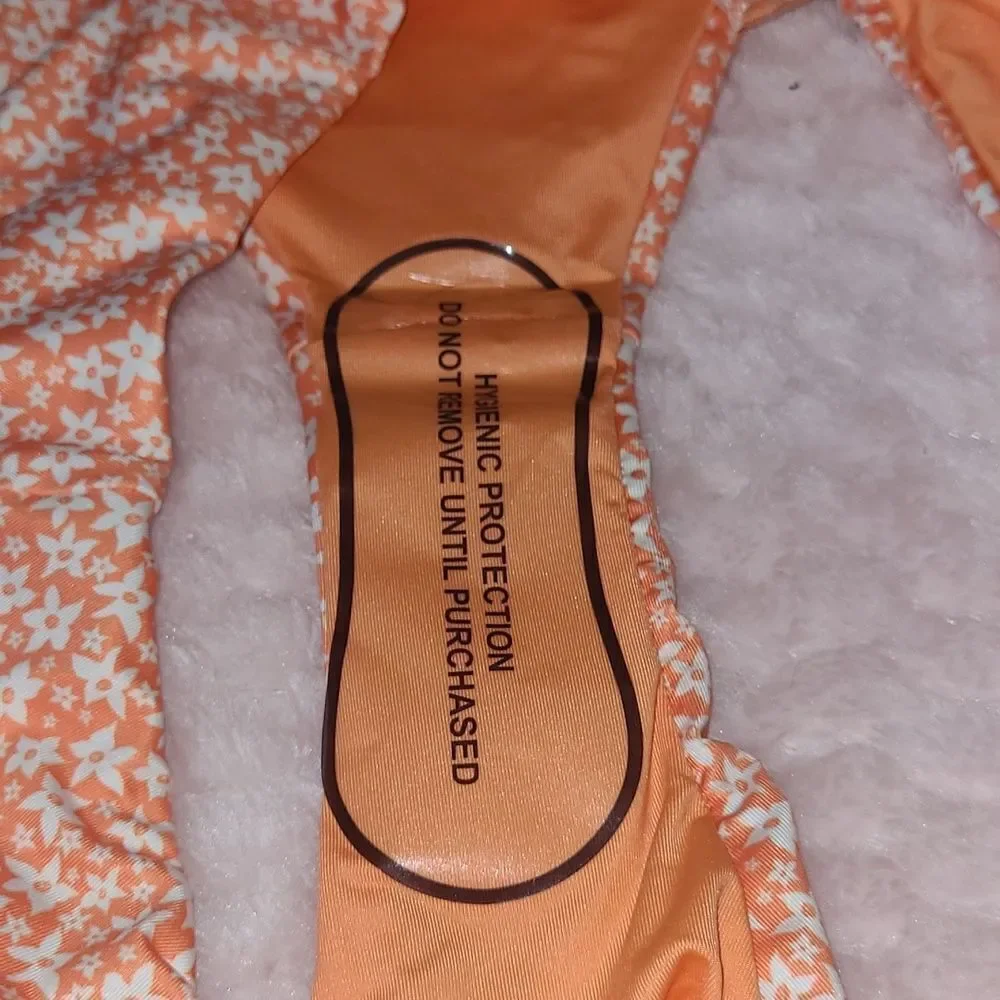 Patagonia Patagonia Women's Upswell Bottoms Bell Flower: Tigerlily Orange NEW